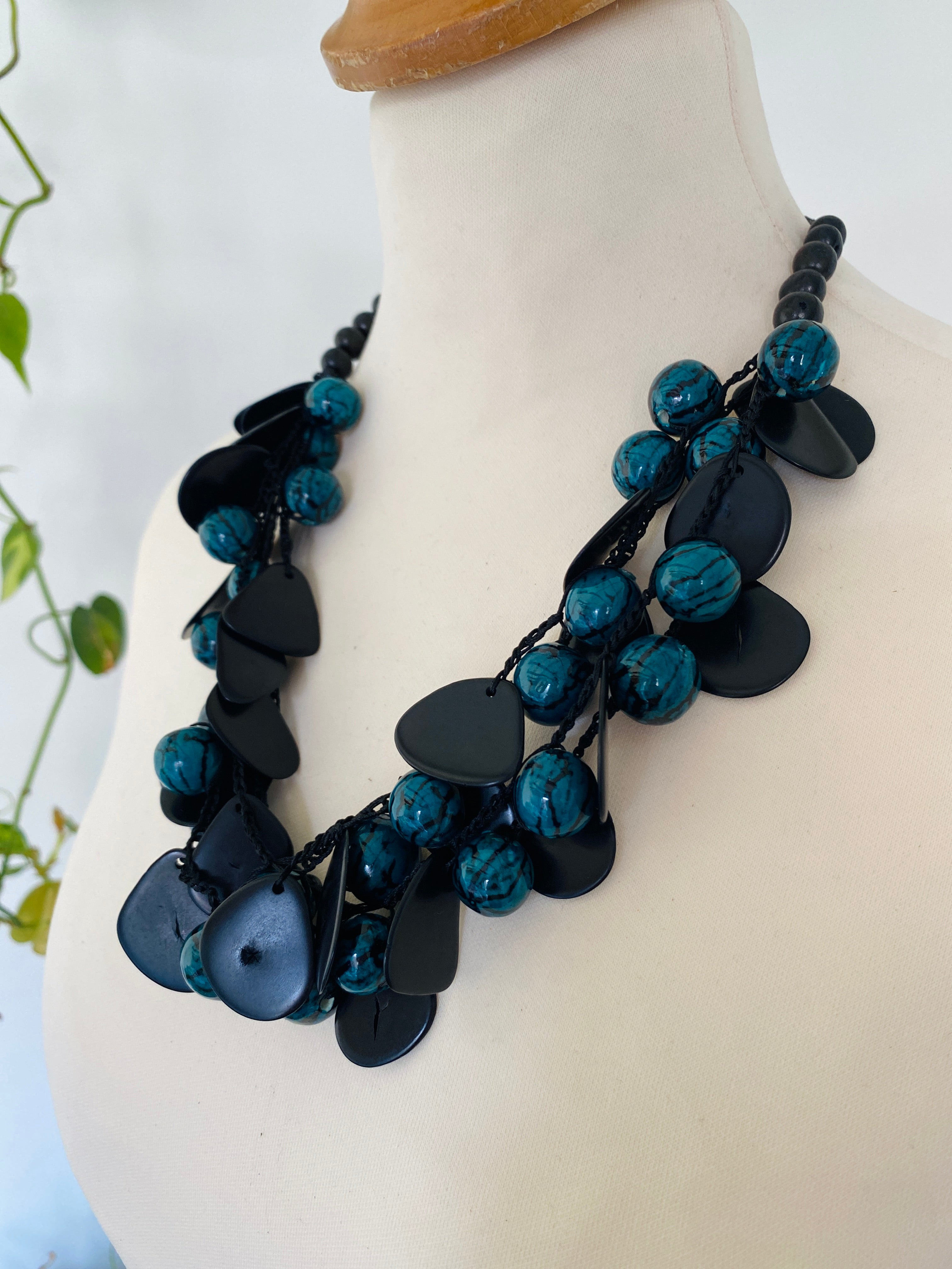 Black & Sea Green Tagua Neckace Set